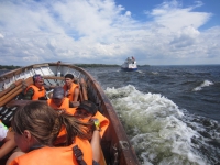 В плаванье счастливое нас море зовёт! В плаванье счастливое нас море зовёт!
