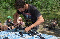 А к жизни на воде уже привычны мы... А к жизни на воде уже привычны мы...