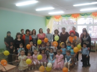 Предновогоднее событие в детском саду «Золотой улей» Предновогоднее событие в детском саду «Золотой улей»